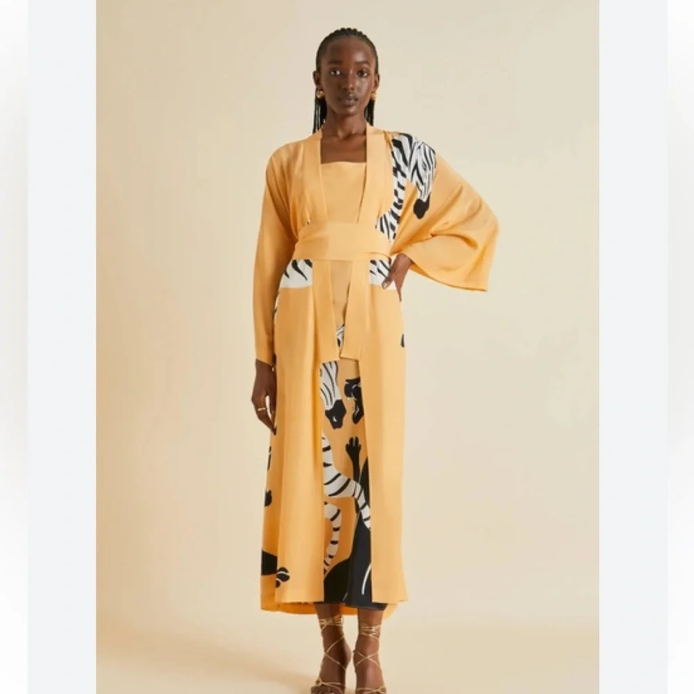 ISO OLIVIA VON HALLE Zebra Dress Robe - Picture 1 of 1